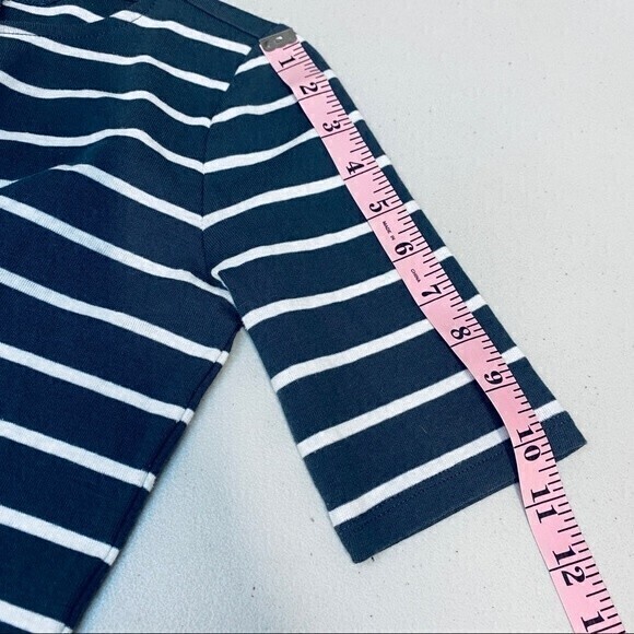 LOFT Women’s Top,Shirt w/ 3/4 Sleeves and open detail in the back, Size XS Gray* - Picture 7 of 7